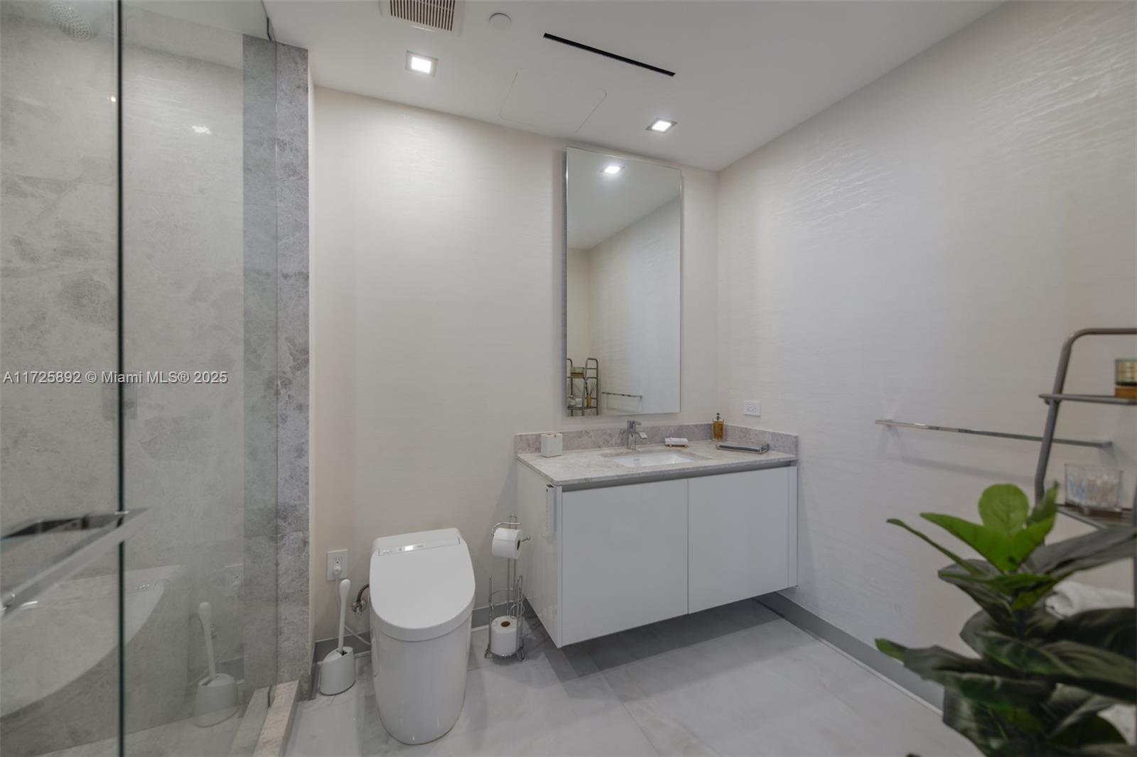 MUSE CONDO - Residential