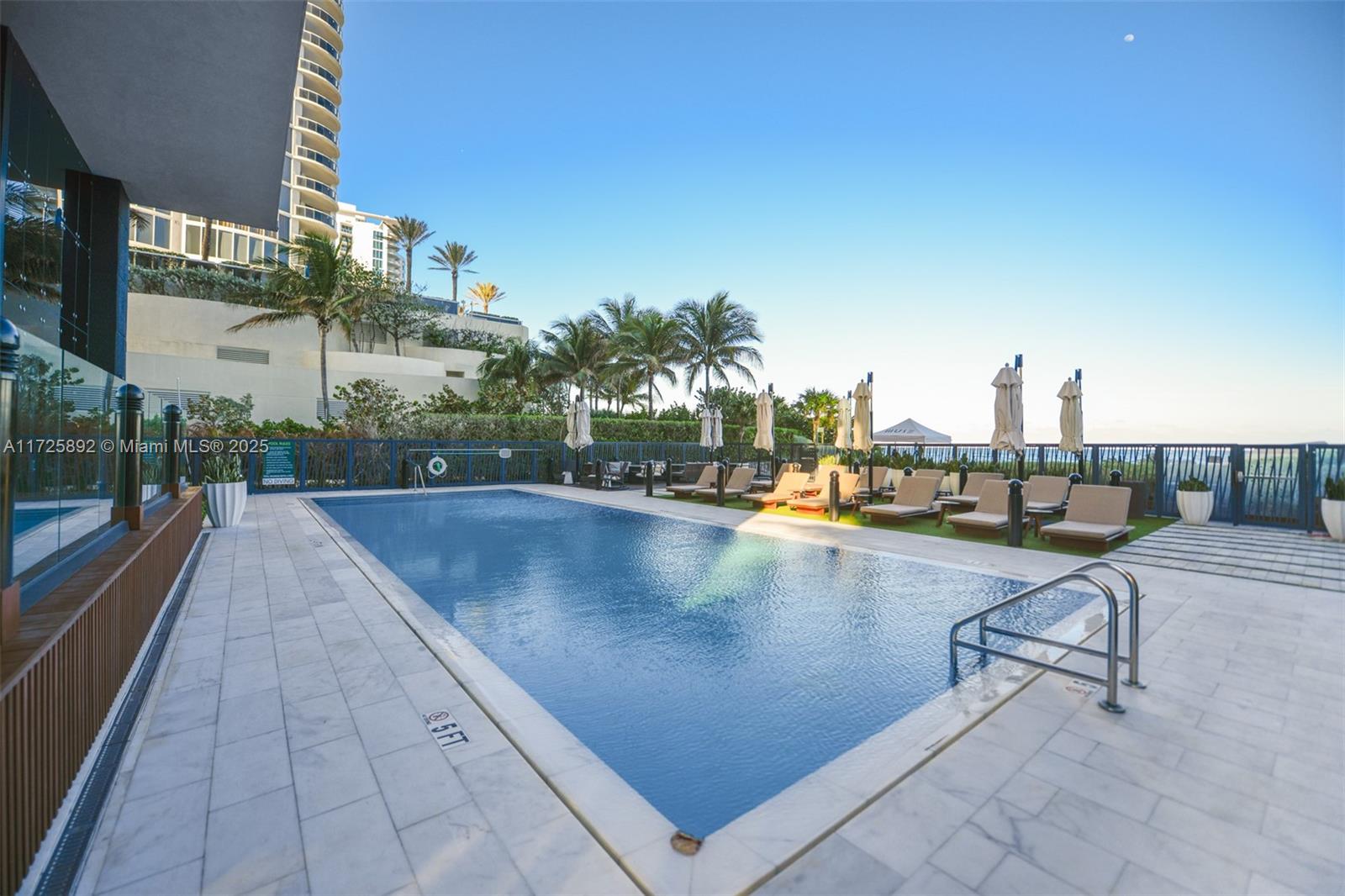 MUSE CONDO - Residential