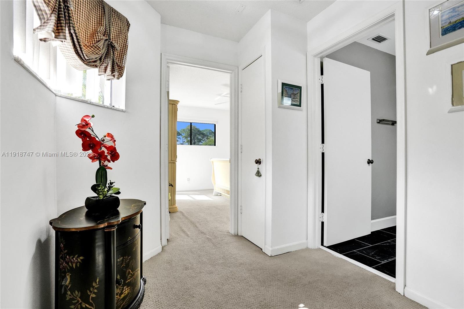 BREAKERS WEST 6 - Residential