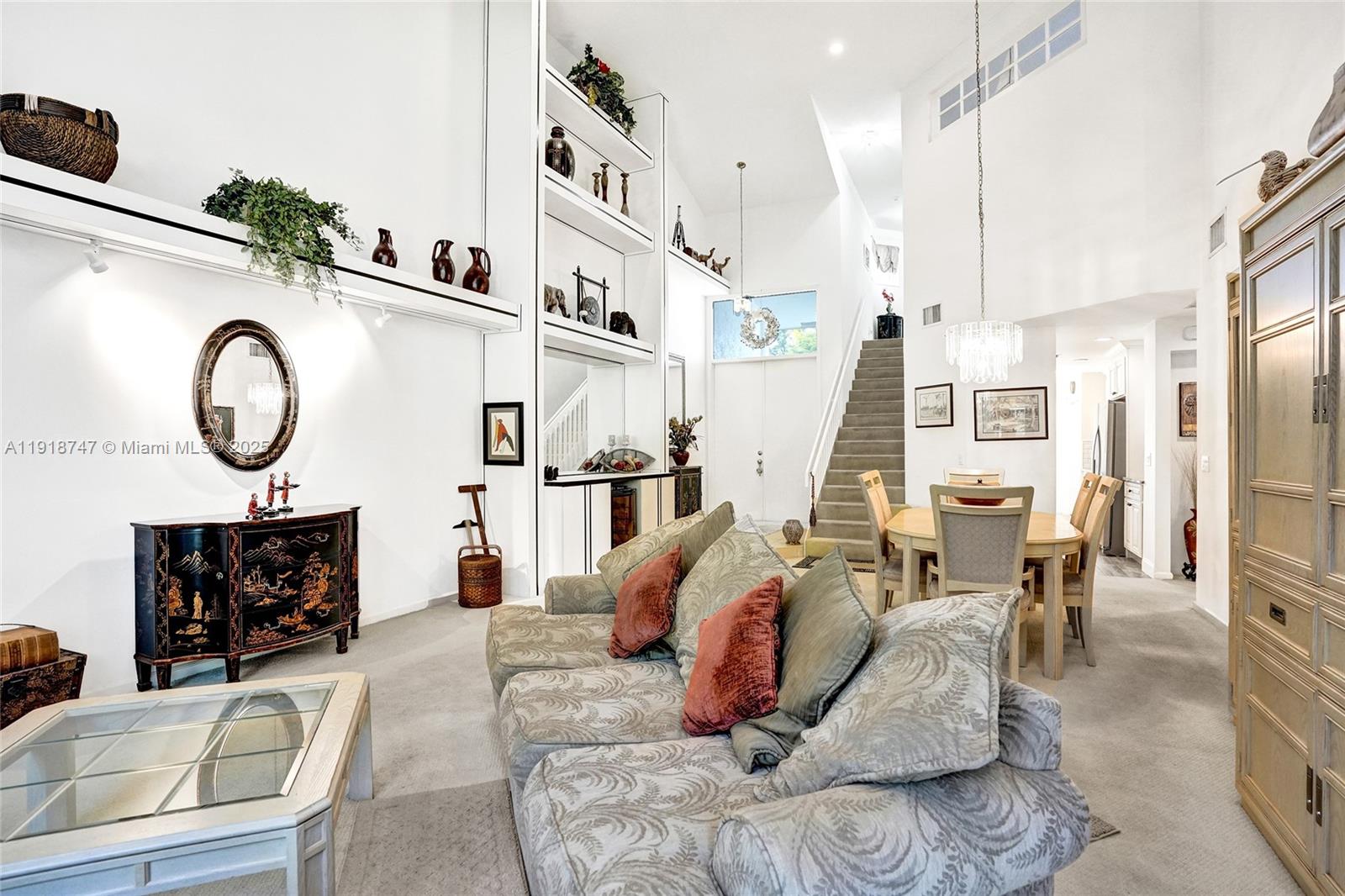 BREAKERS WEST 6 - Residential