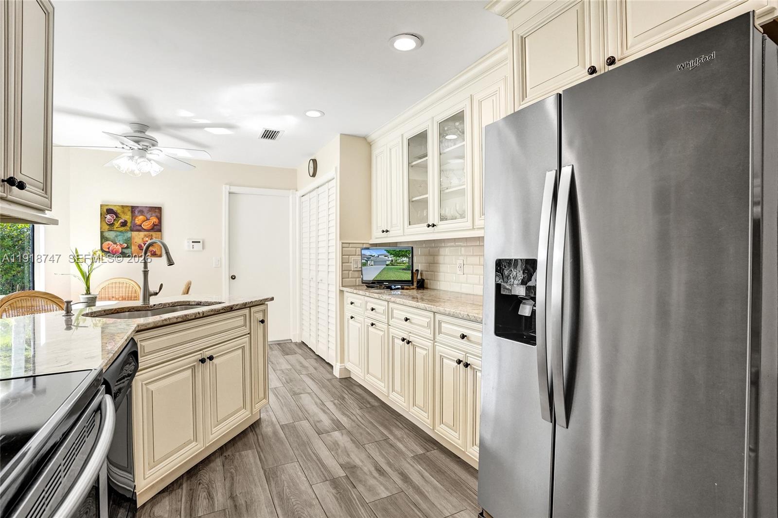 BREAKERS WEST 6 - Residential