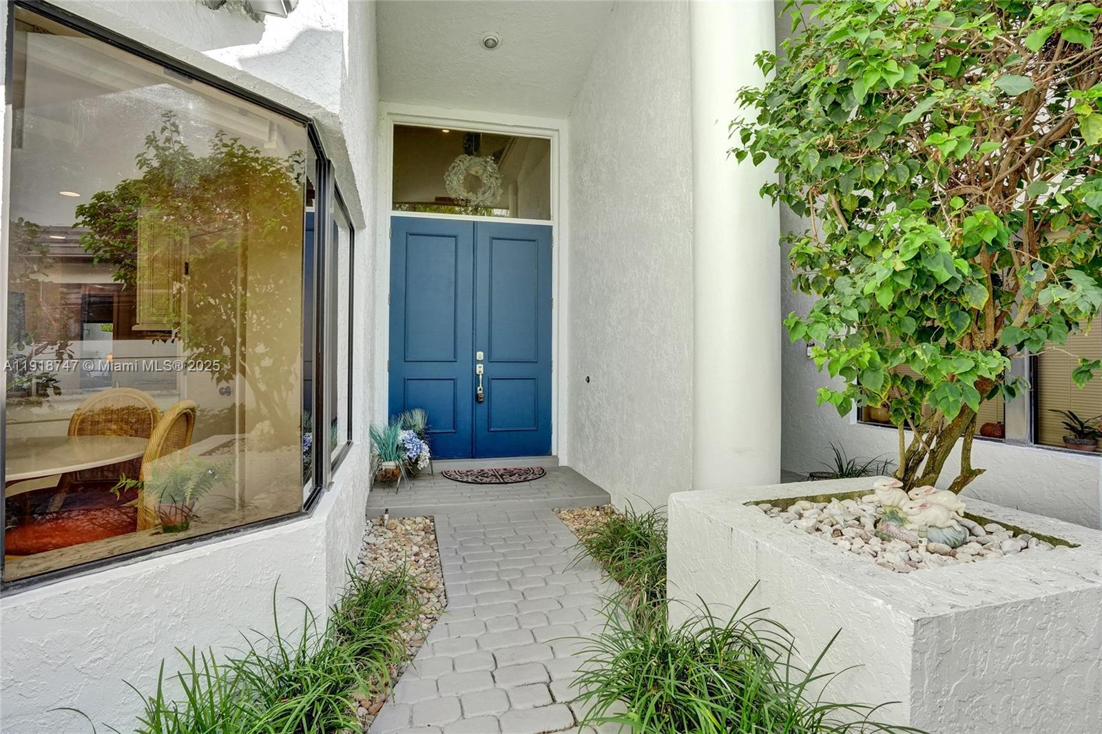 BREAKERS WEST 6 - Residential