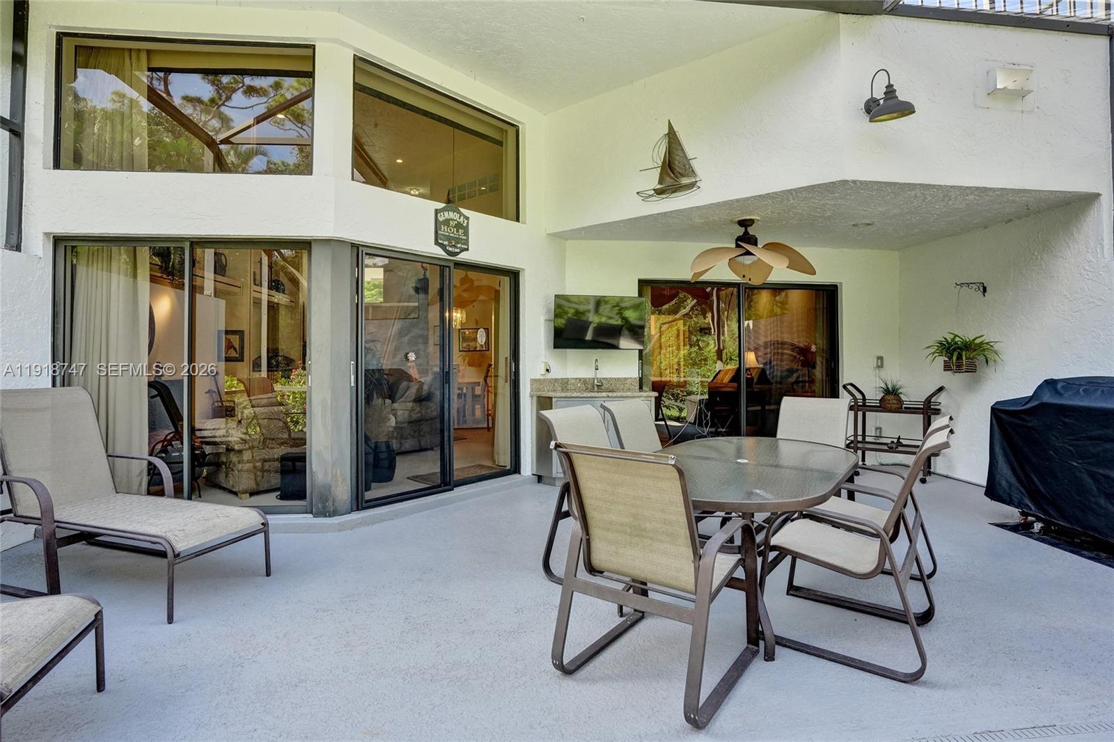 BREAKERS WEST 6 - Residential