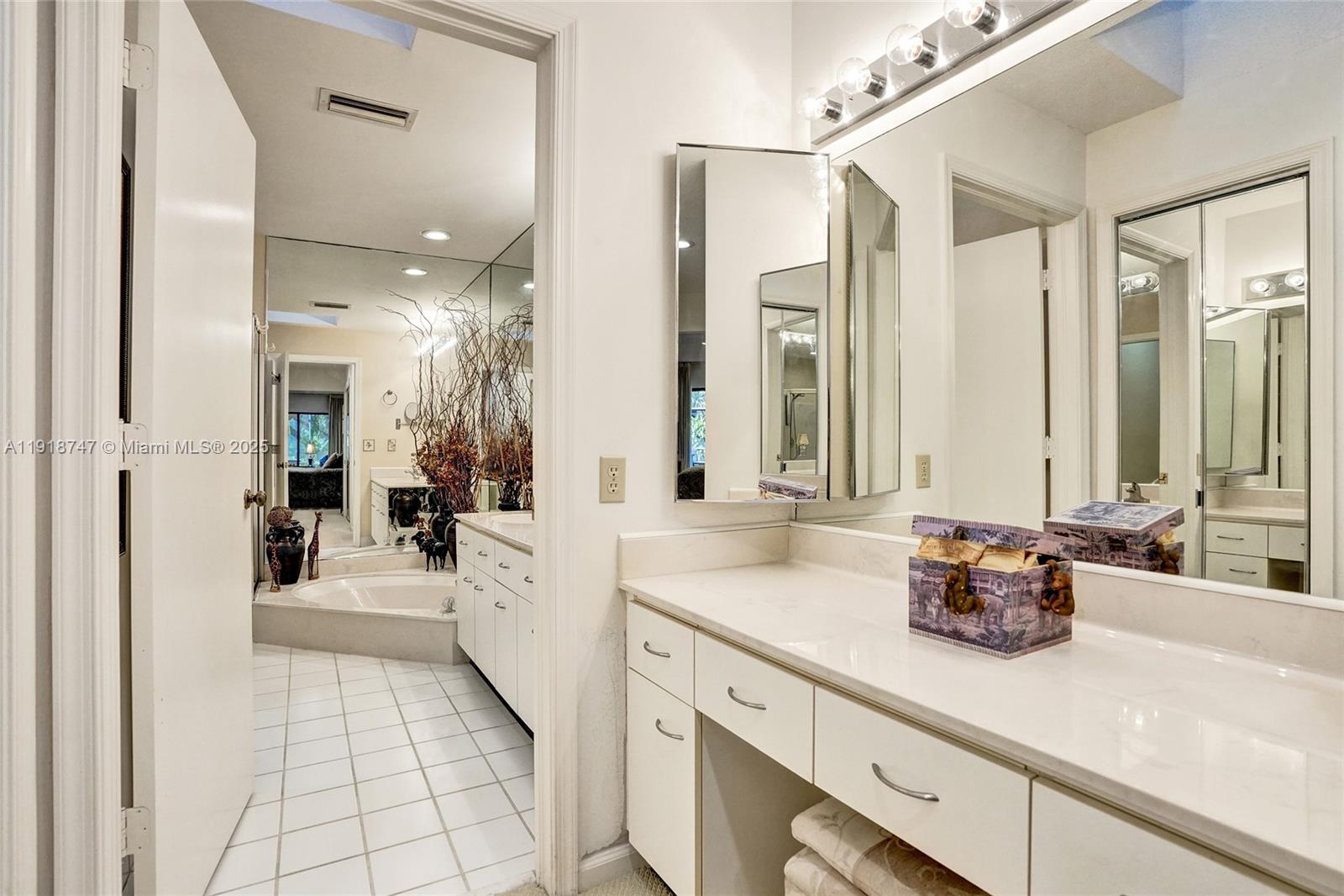 BREAKERS WEST 6 - Residential