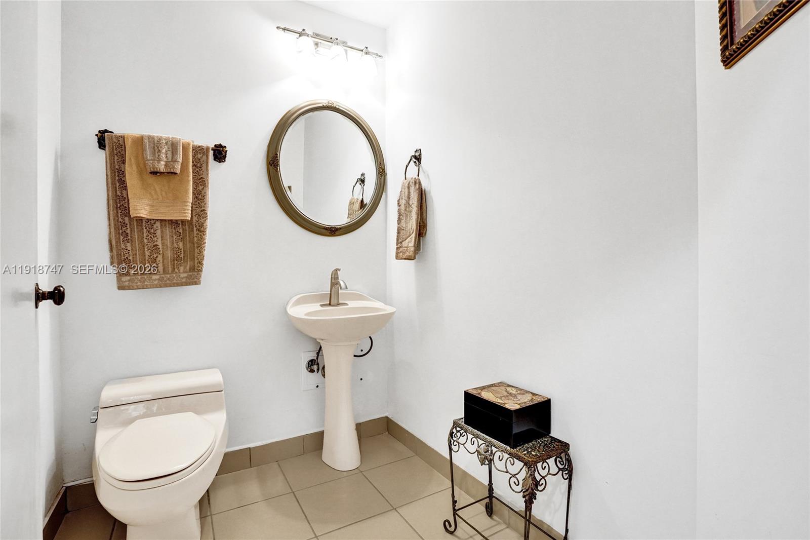 BREAKERS WEST 6 - Residential