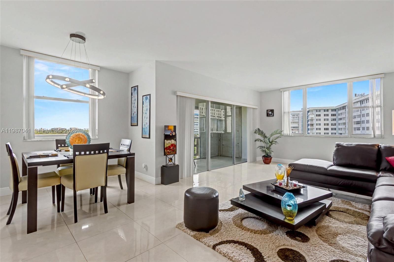 HILLCREST EAST NO 23 COND - Residential