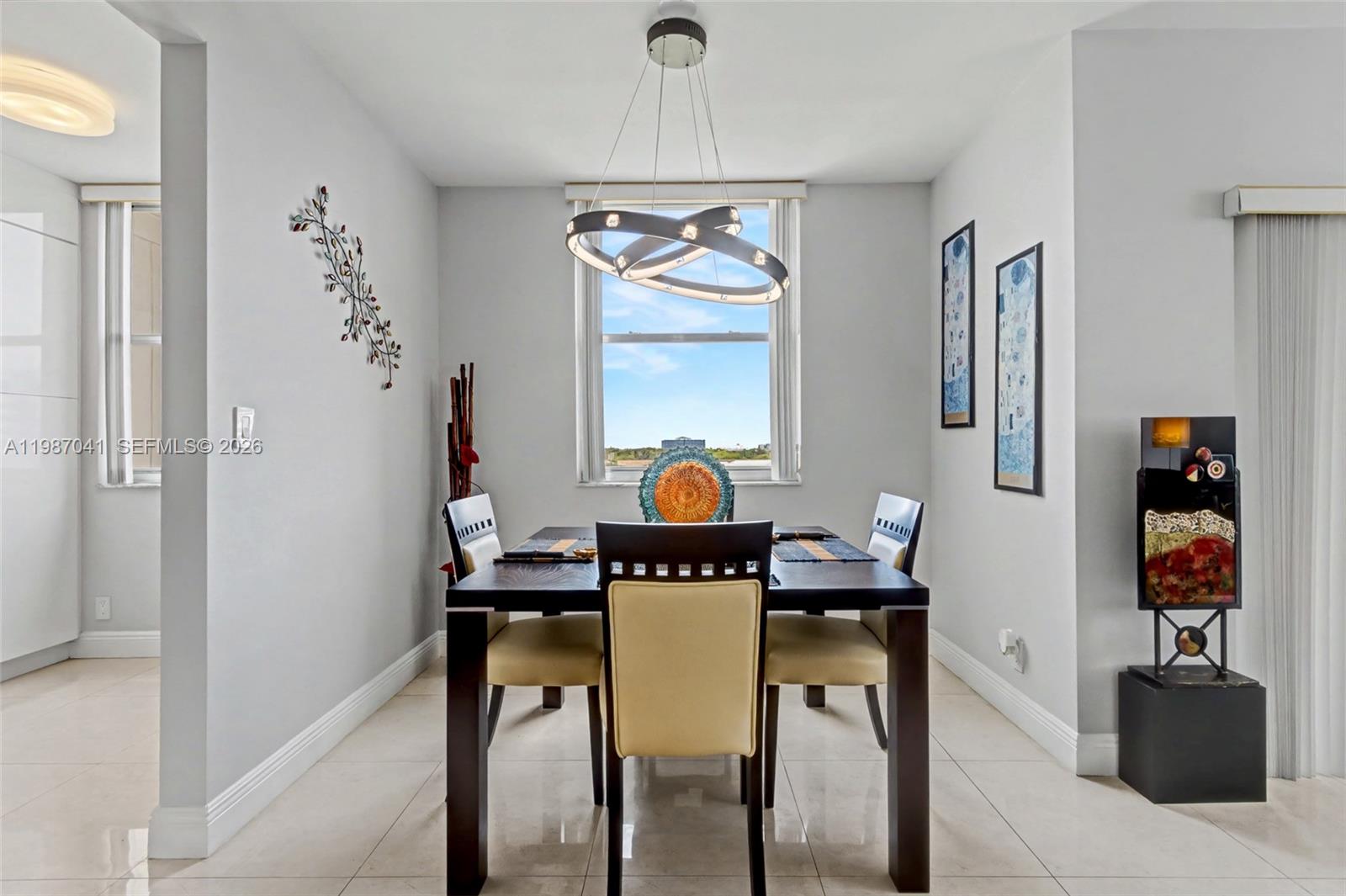 HILLCREST EAST NO 23 COND - Residential