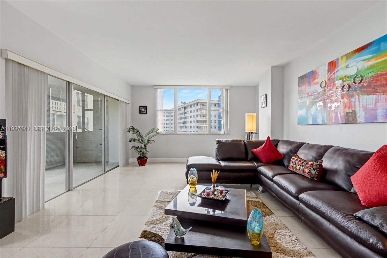 HILLCREST EAST NO 23 COND - Residential