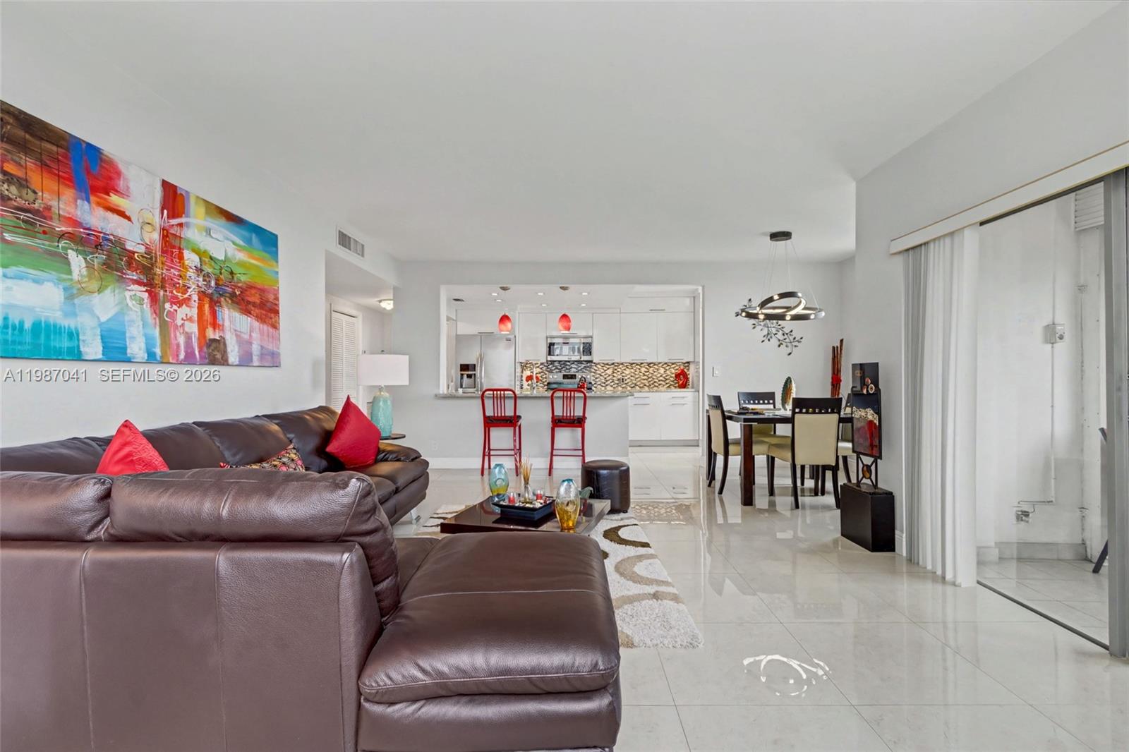 HILLCREST EAST NO 23 COND - Residential