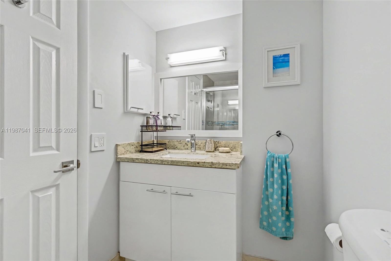 HILLCREST EAST NO 23 COND - Residential