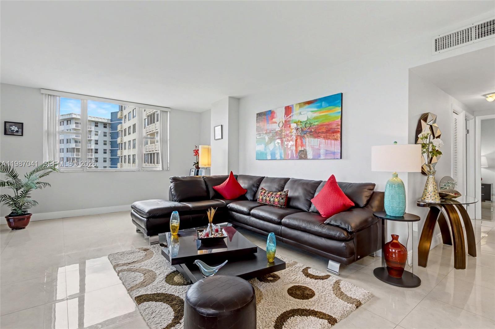 HILLCREST EAST NO 23 COND - Residential