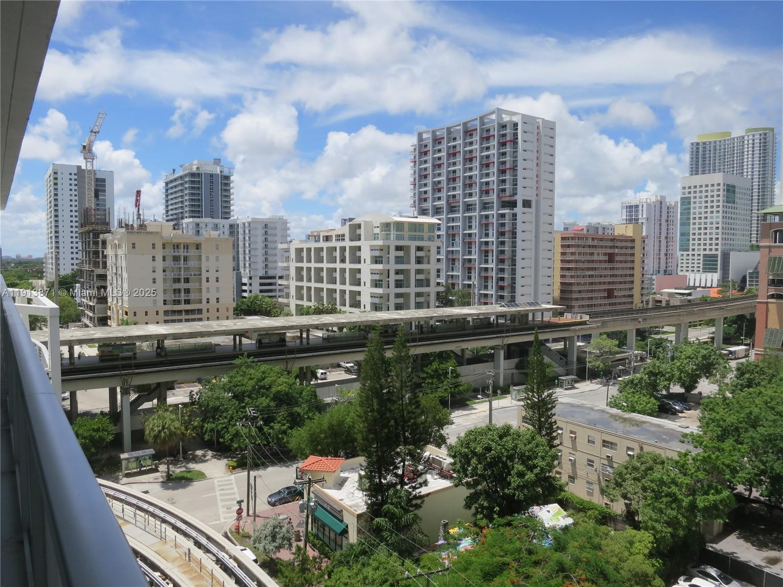 THE AXIS ON BRICKELL II C - Residential Lease