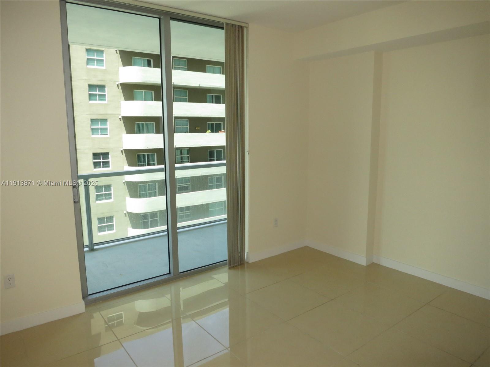 THE AXIS ON BRICKELL II C - Residential Lease