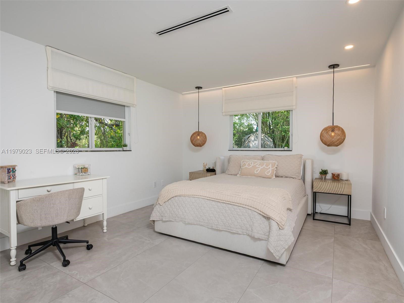 ROLLING OAKS ESTATES - Residential