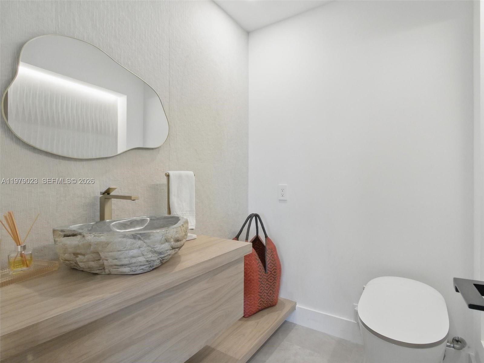 ROLLING OAKS ESTATES - Residential