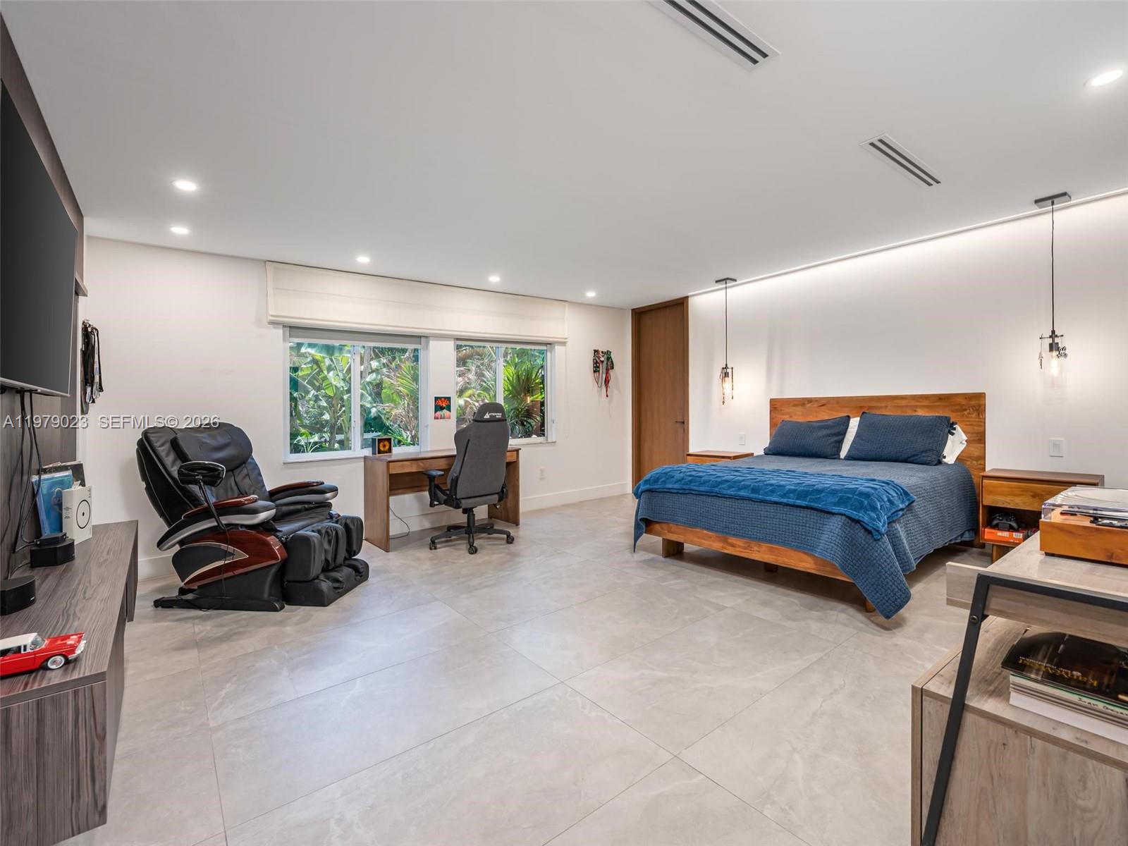 ROLLING OAKS ESTATES - Residential