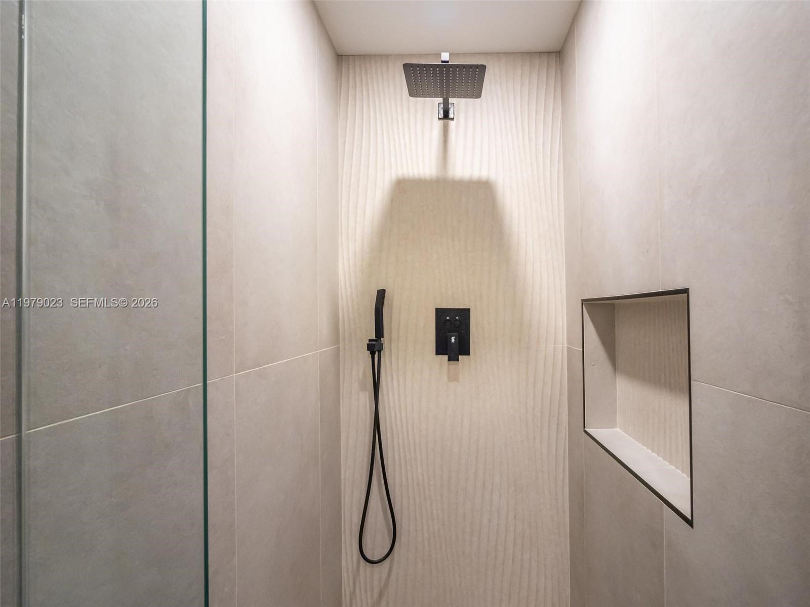 ROLLING OAKS ESTATES - Residential