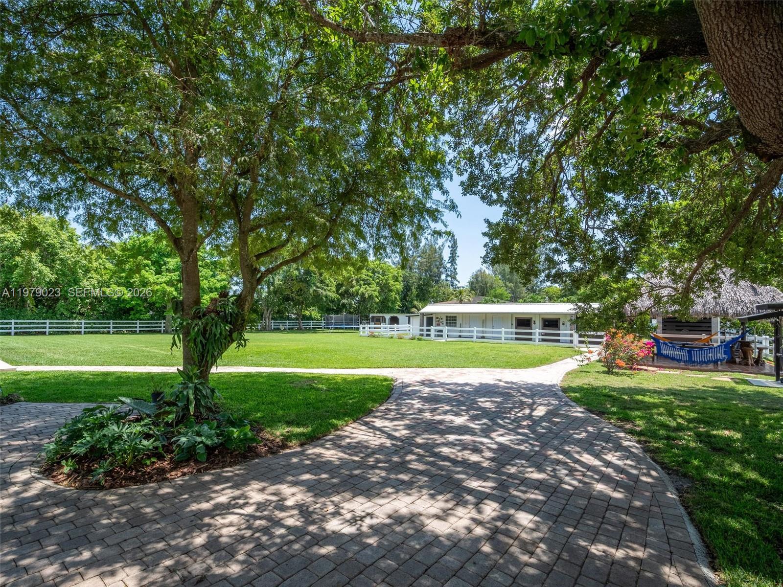 ROLLING OAKS ESTATES - Residential