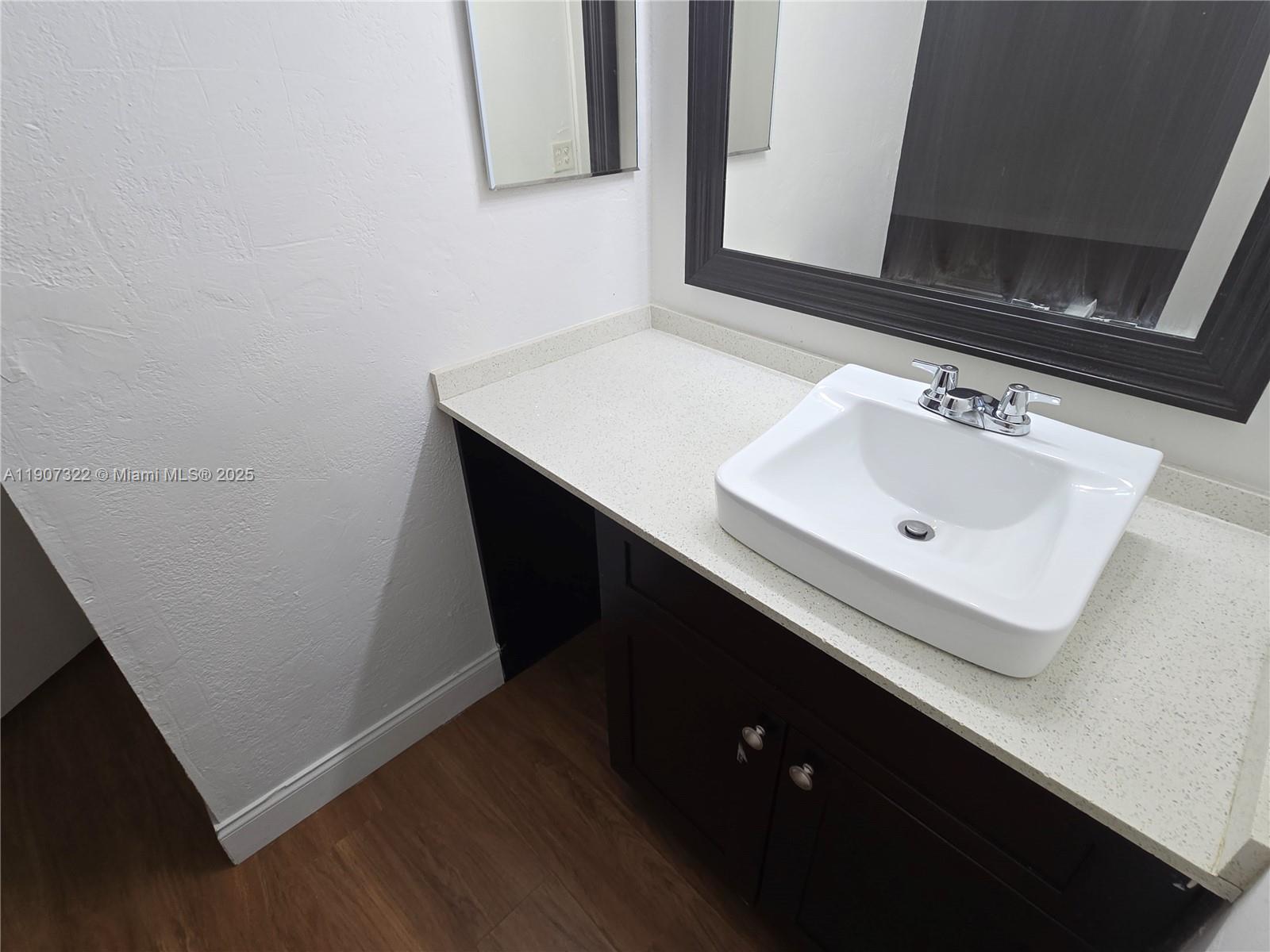 SUNRISE TOWNE PREFERRED 3 - Residential Lease