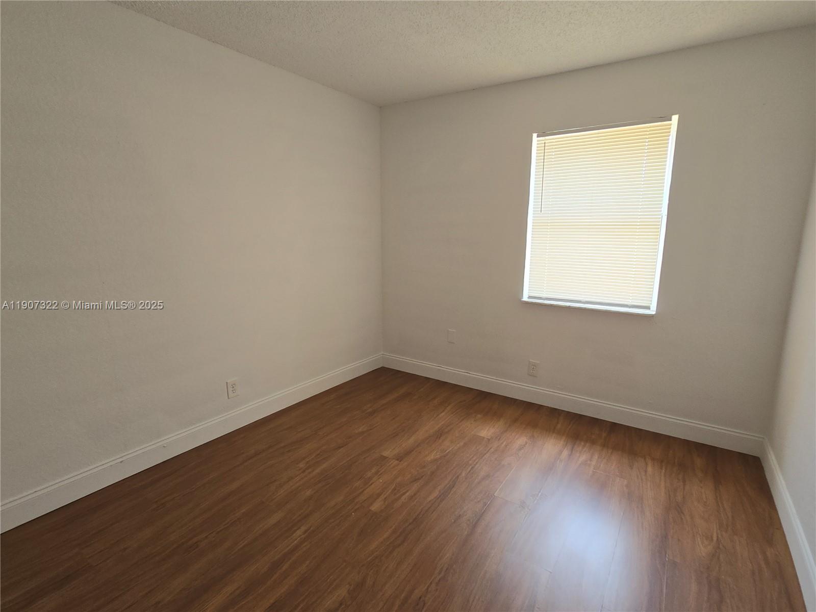 SUNRISE TOWNE PREFERRED 3 - Residential Lease