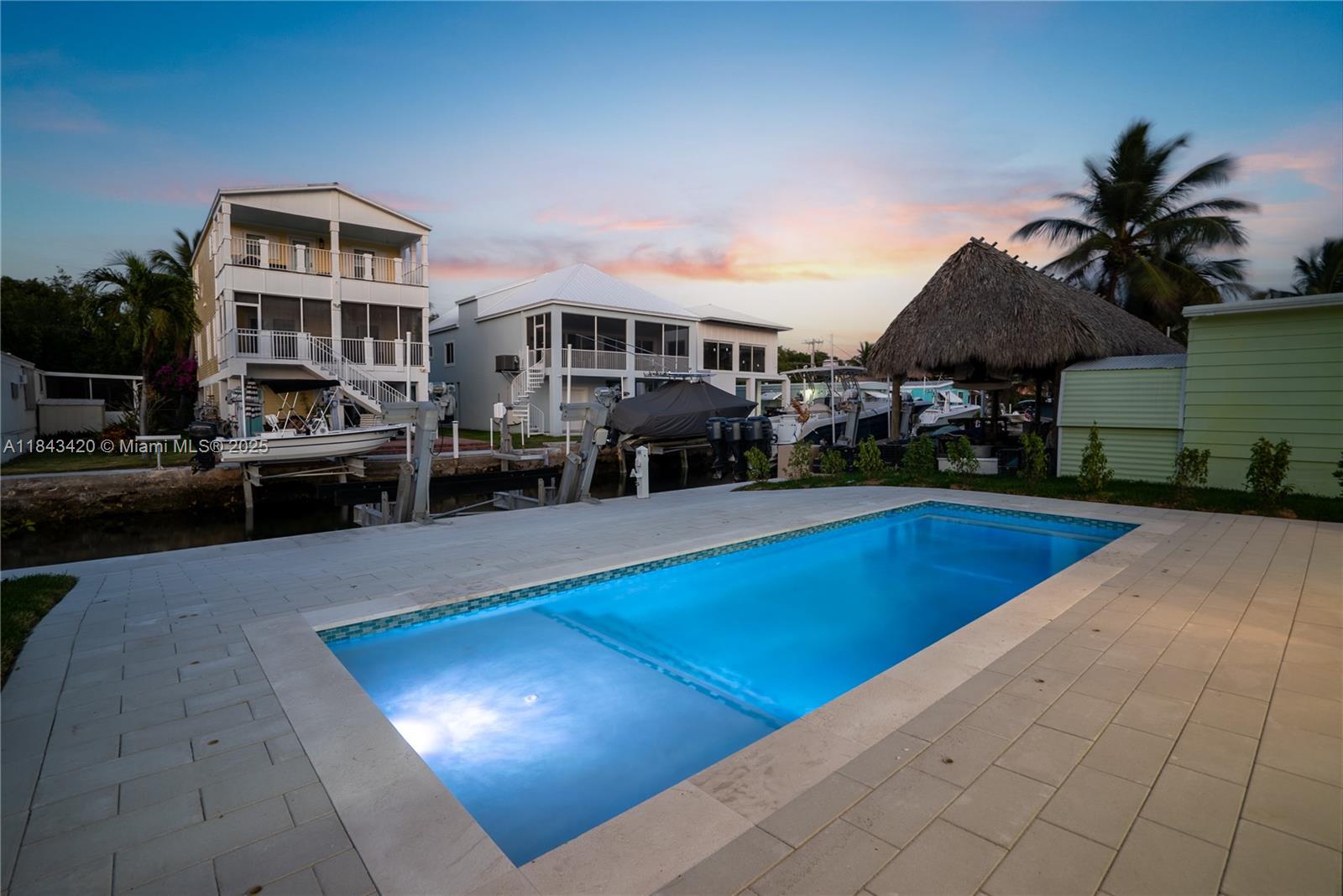 THE HARBORAGE - Residential