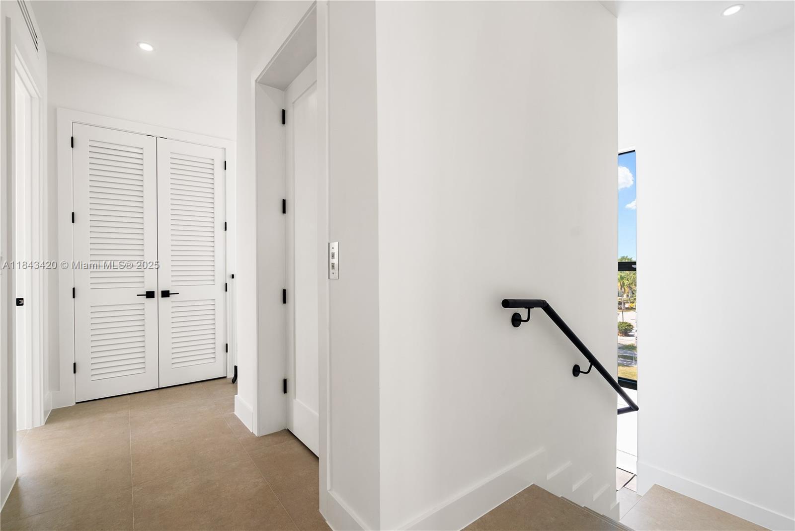 THE HARBORAGE - Residential