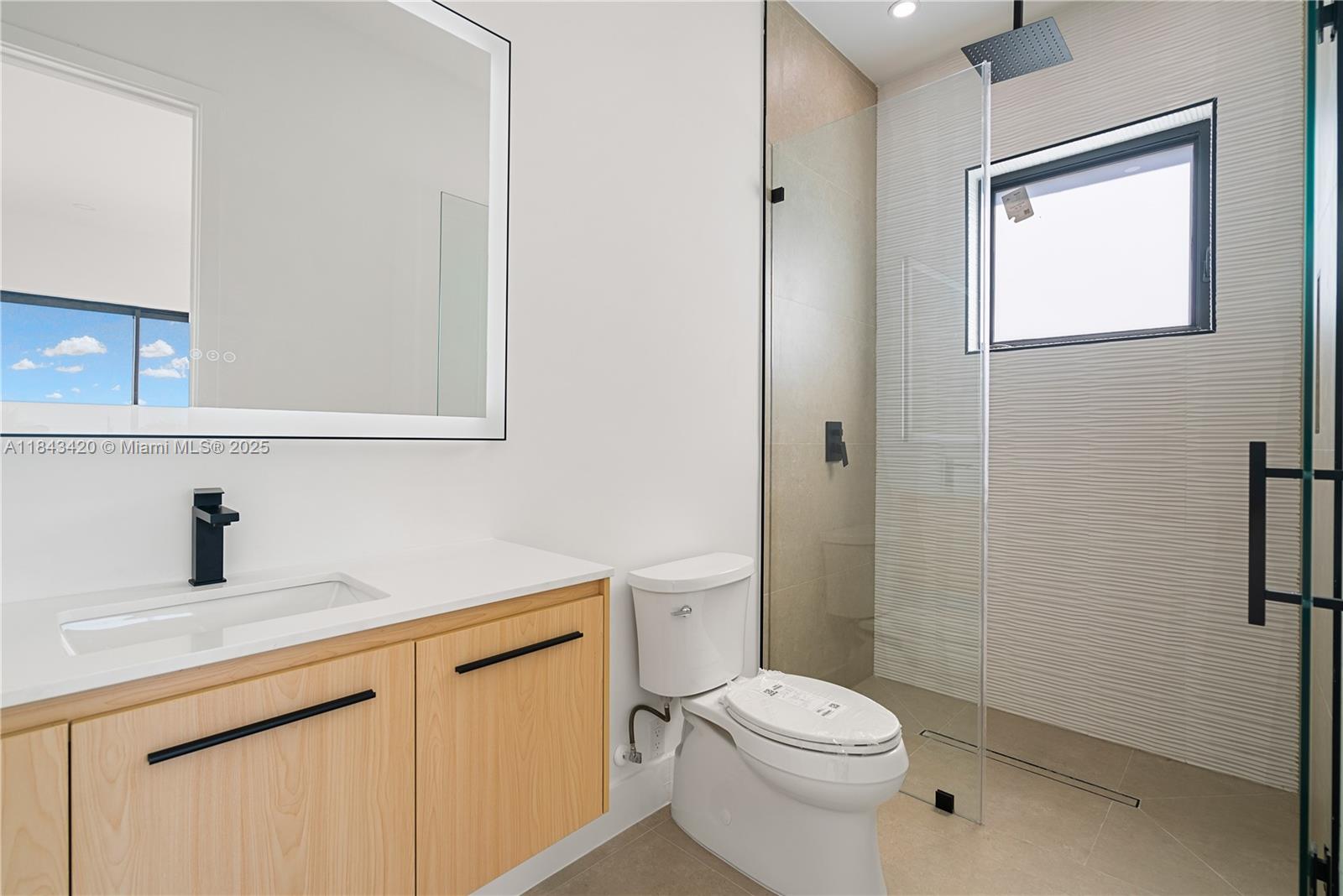 THE HARBORAGE - Residential