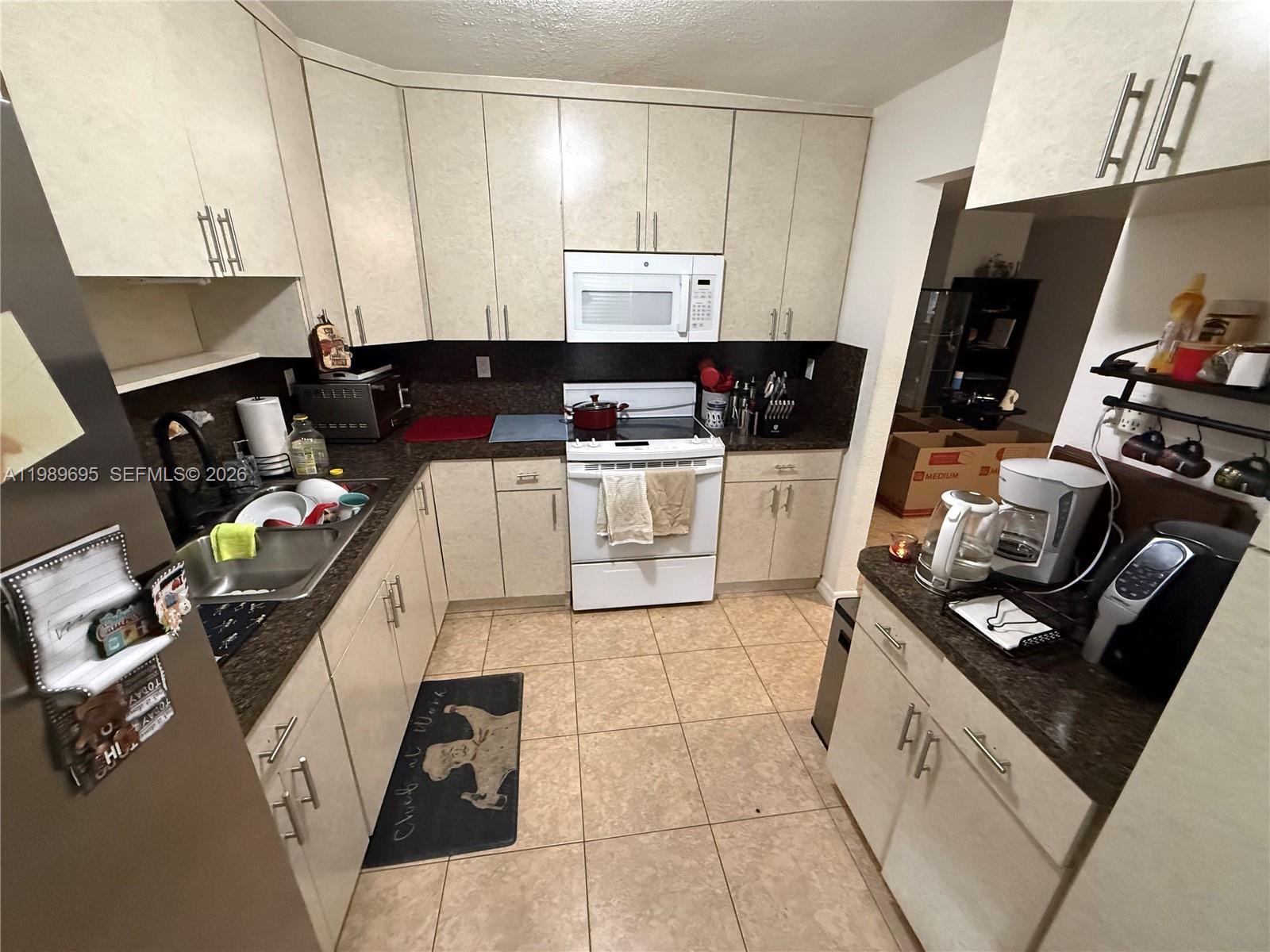 NOVA VILLAS CONDOMINIUM 3 - Residential