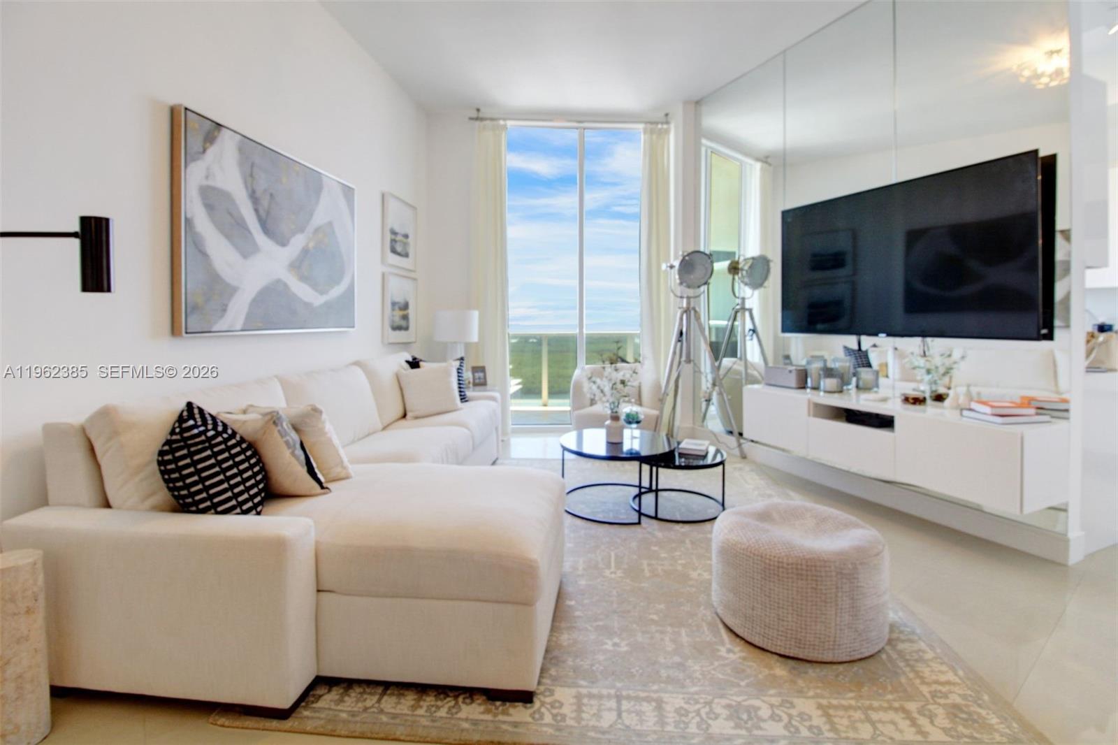 TDR TOWER I CONDO - Residential