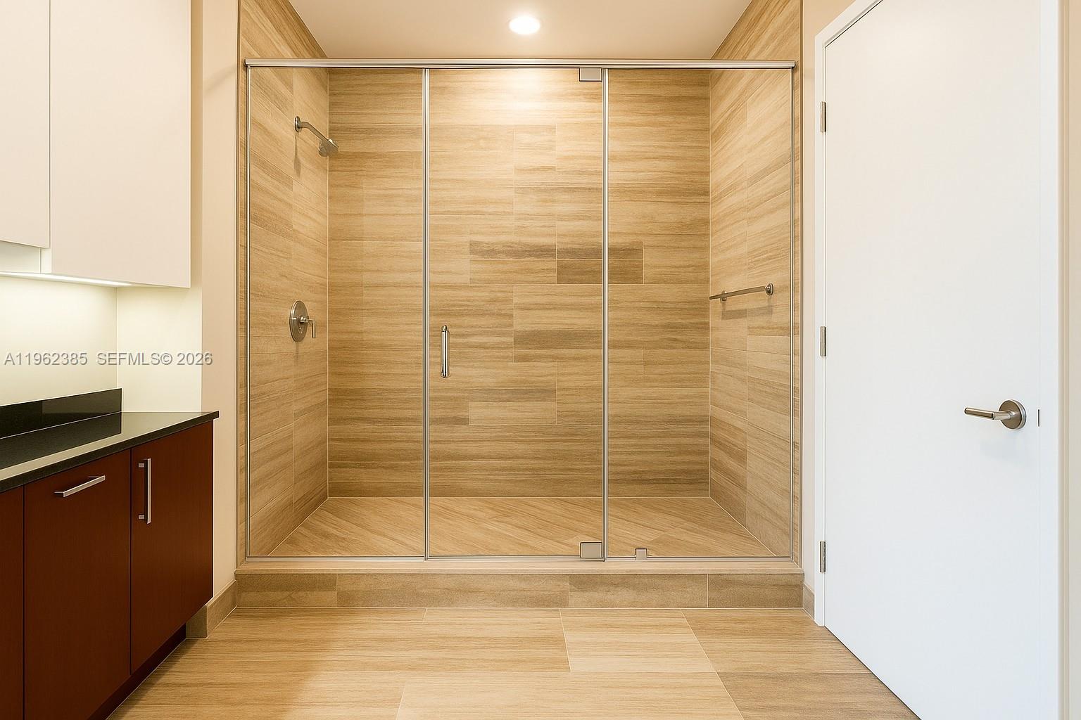 TDR TOWER I CONDO - Residential