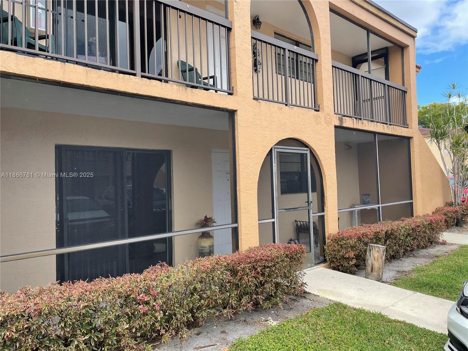 MOORS POINTE CONDO - Residential