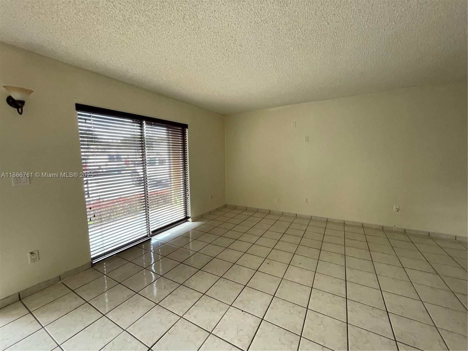 MOORS POINTE CONDO - Residential