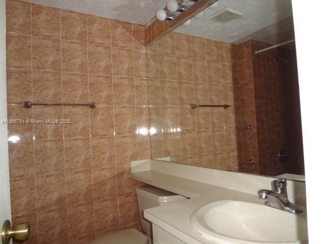 MOORS POINTE CONDO - Residential