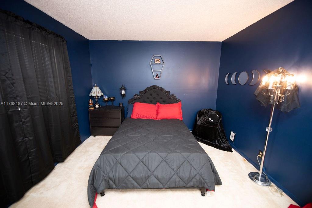 MEADOWBROOK TOWERS CONDO - Residential