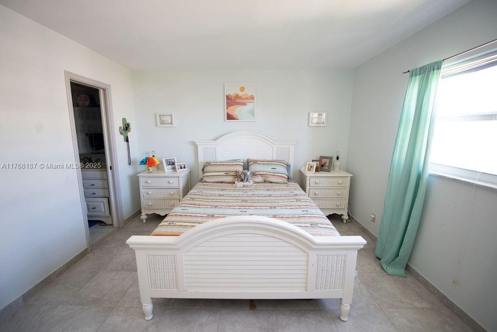 MEADOWBROOK TOWERS CONDO - Residential