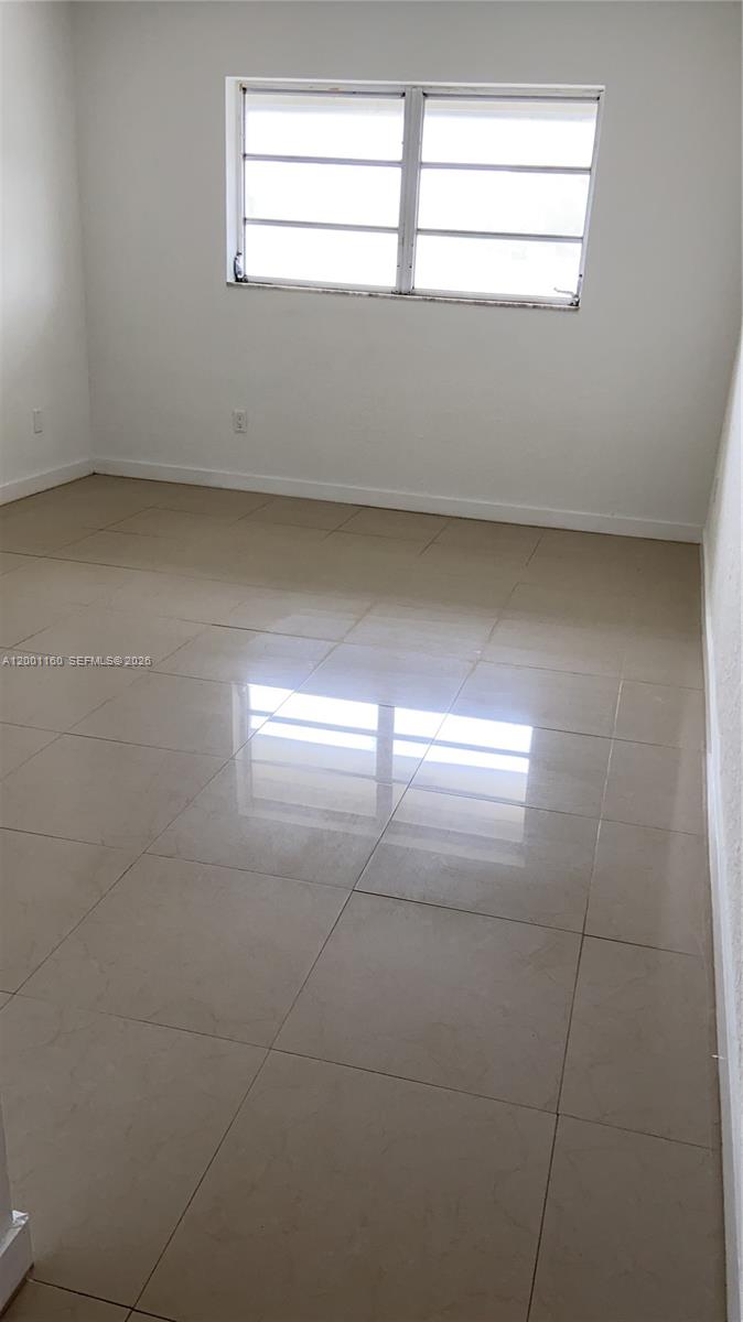 OLA CONDO - Residential