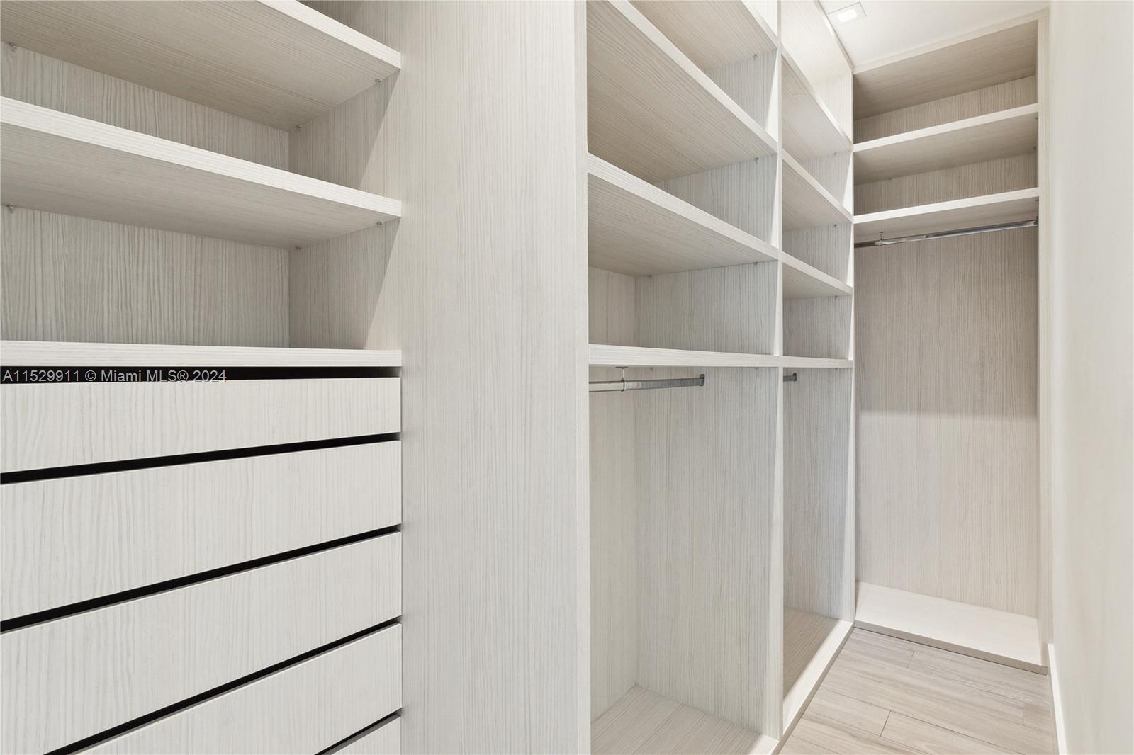 WOODRIDGE SUB - Residential