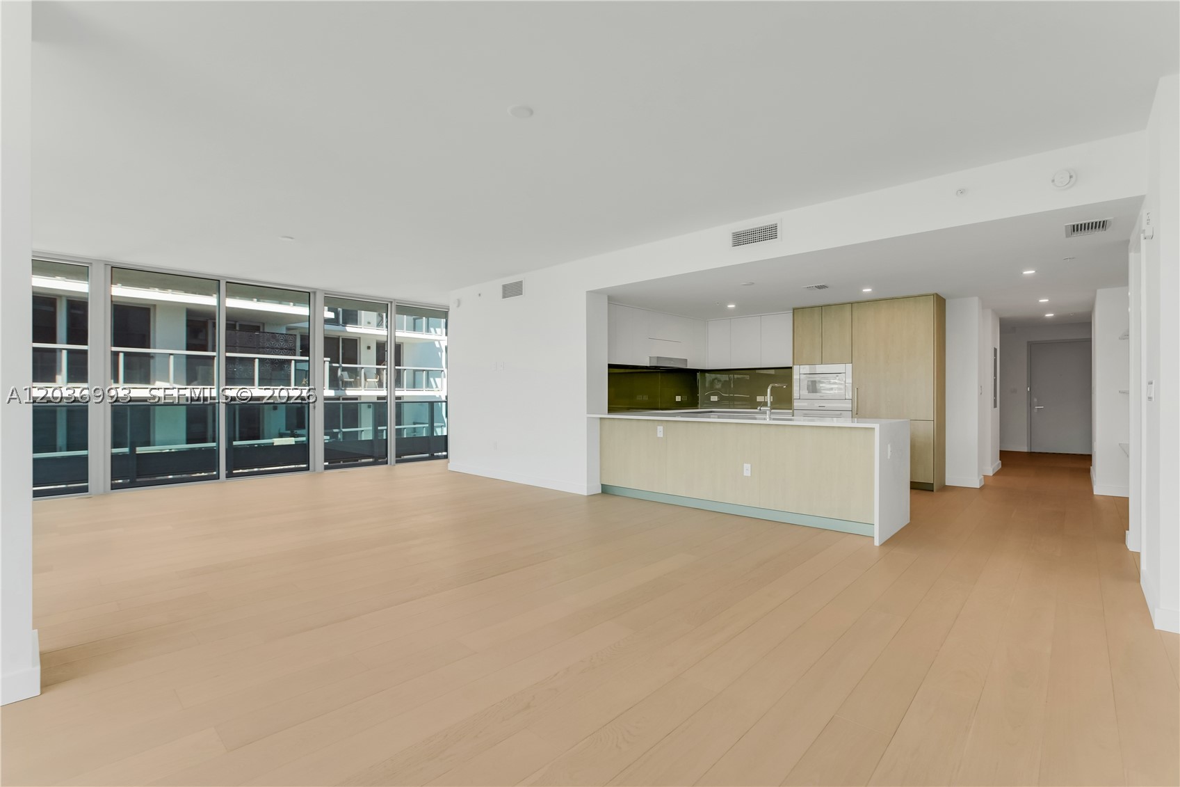 9221 E Bay Harbor Drive 512