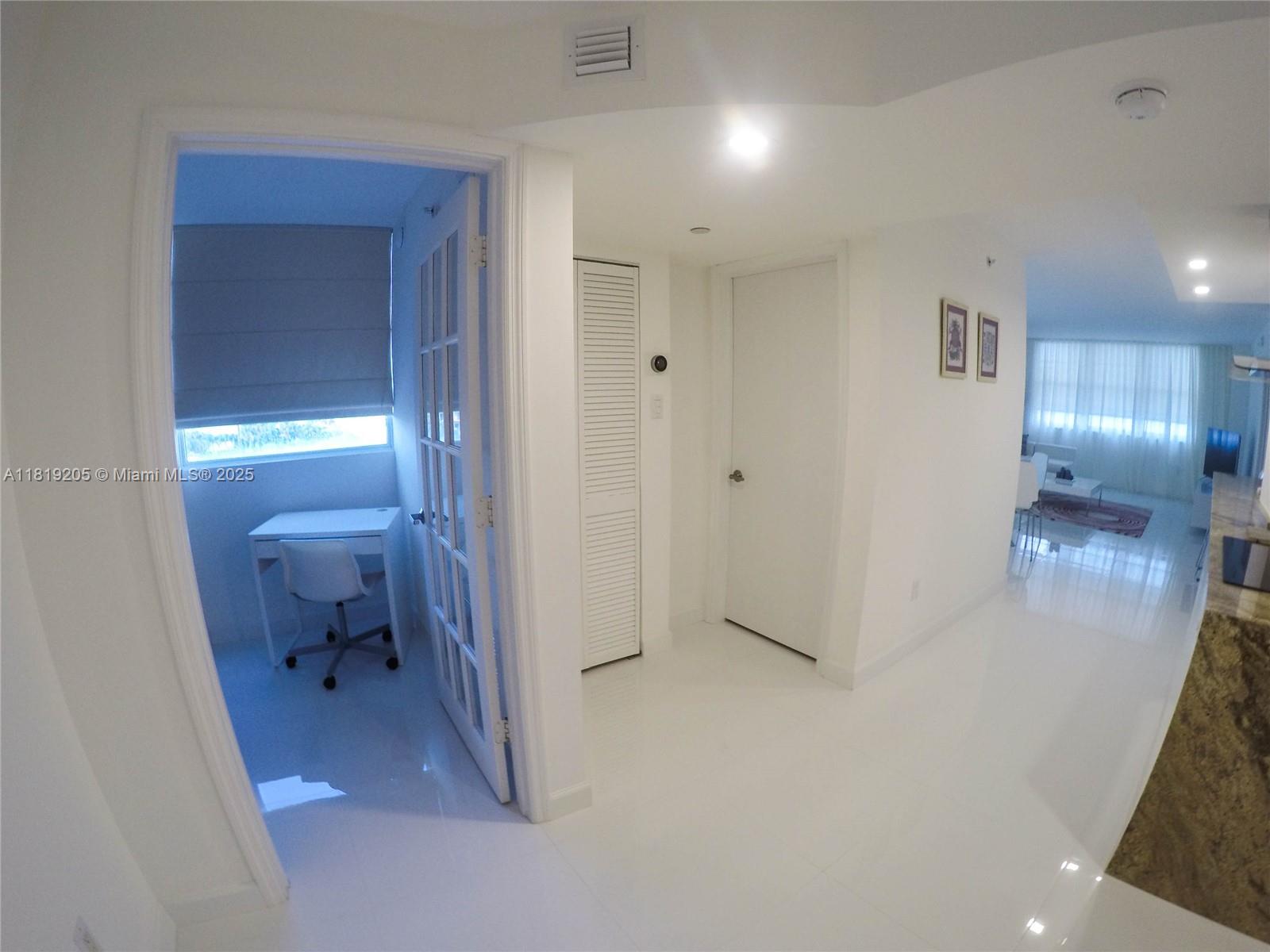 THE COLLINS CONDO - Residential Lease