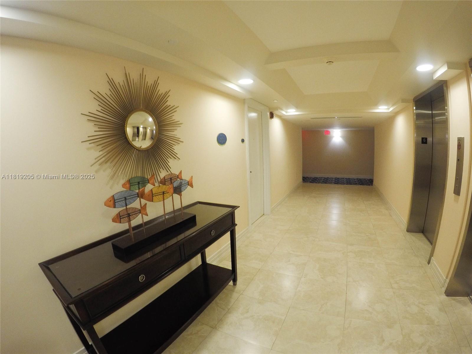 THE COLLINS CONDO - Residential Lease