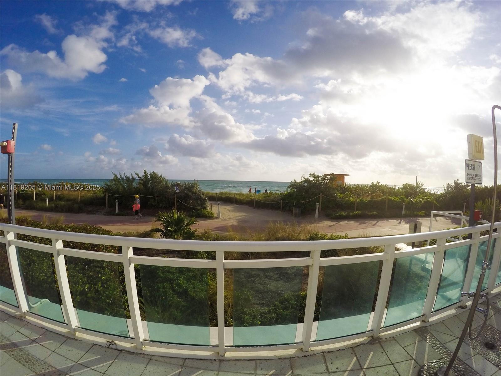 THE COLLINS CONDO - Residential Lease