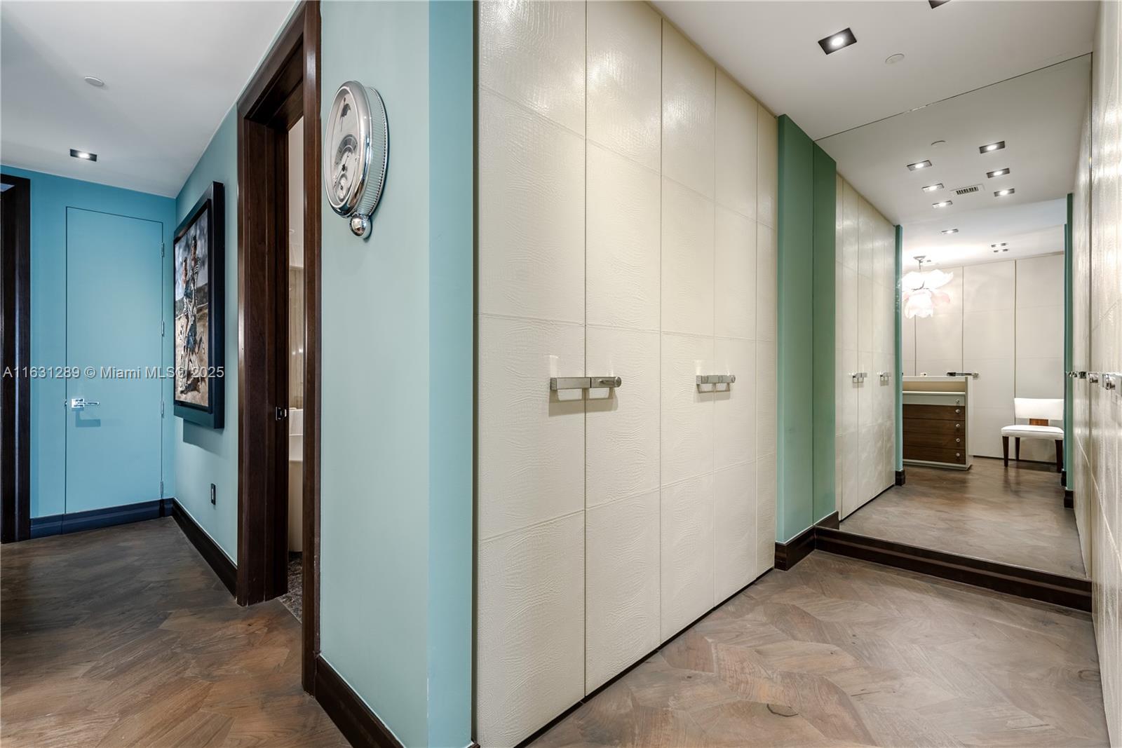 17749 COLLINS AVENUE COND - Residential