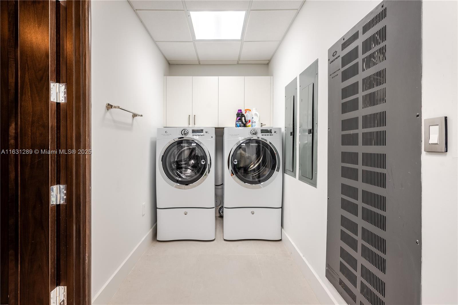 17749 COLLINS AVENUE COND - Residential