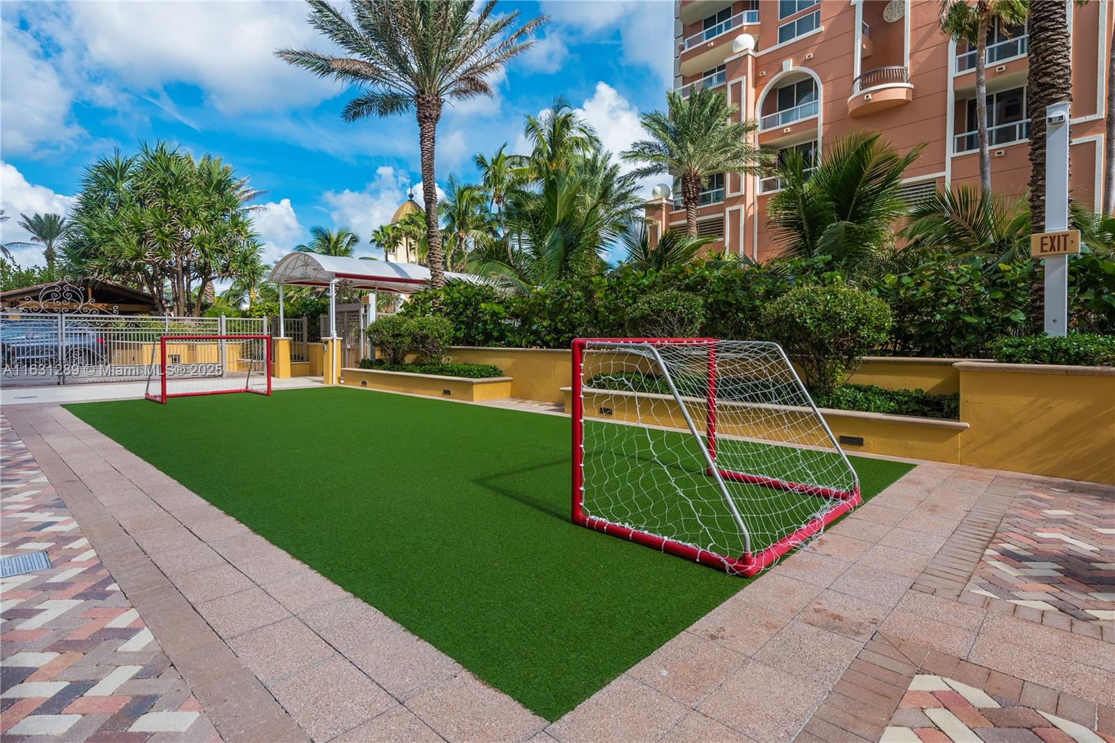 17749 COLLINS AVENUE COND - Residential