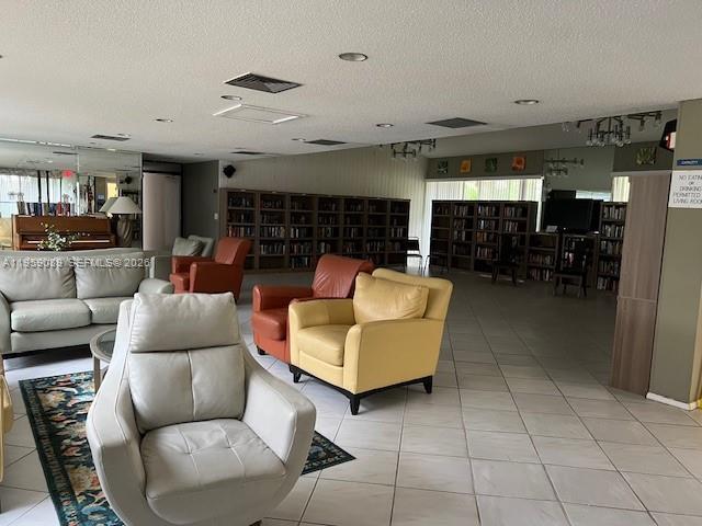 CYPRESS BEND CONDOMINIUM - Residential Lease
