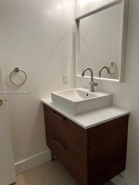 CYPRESS BEND CONDOMINIUM - Residential Lease