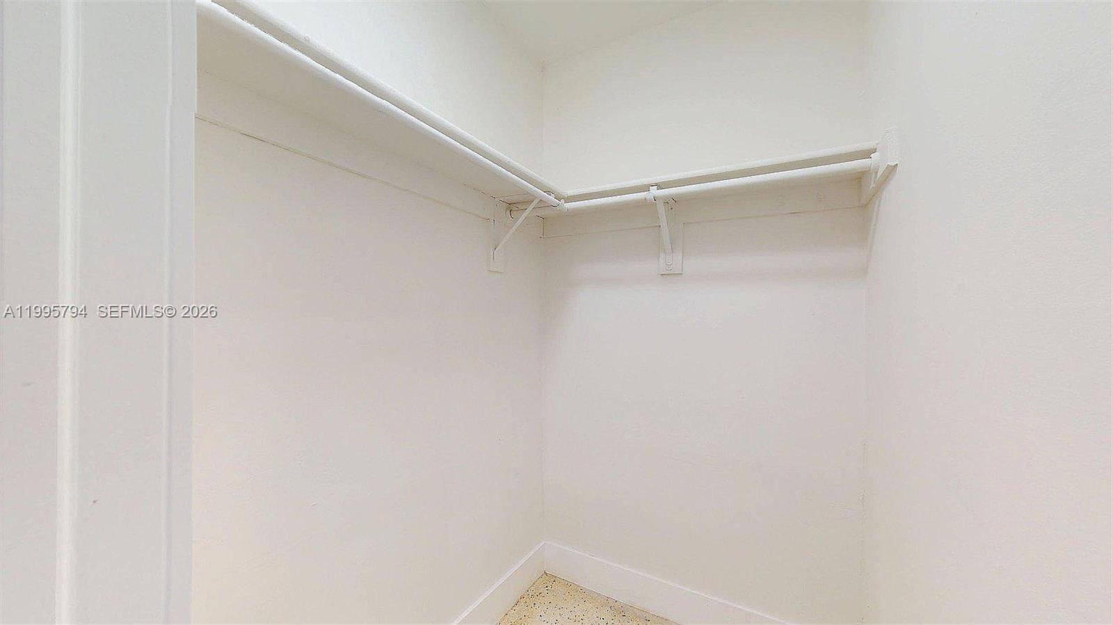 RIVERSIDE FARMS - Residential Lease