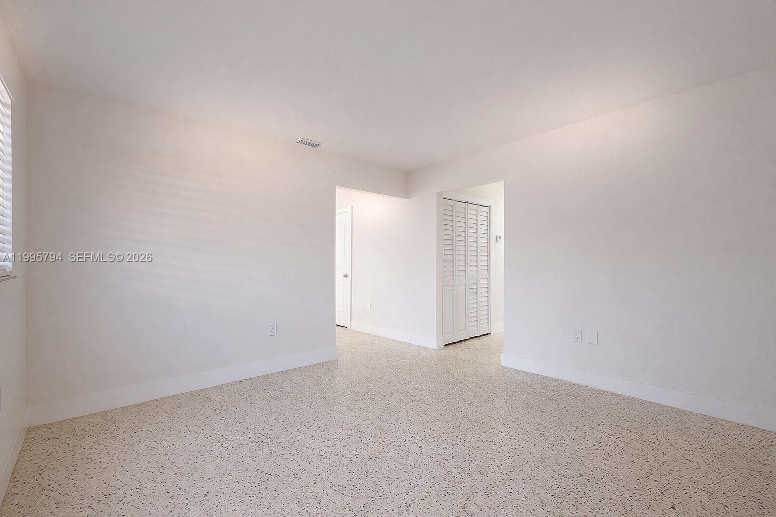 RIVERSIDE FARMS - Residential Lease