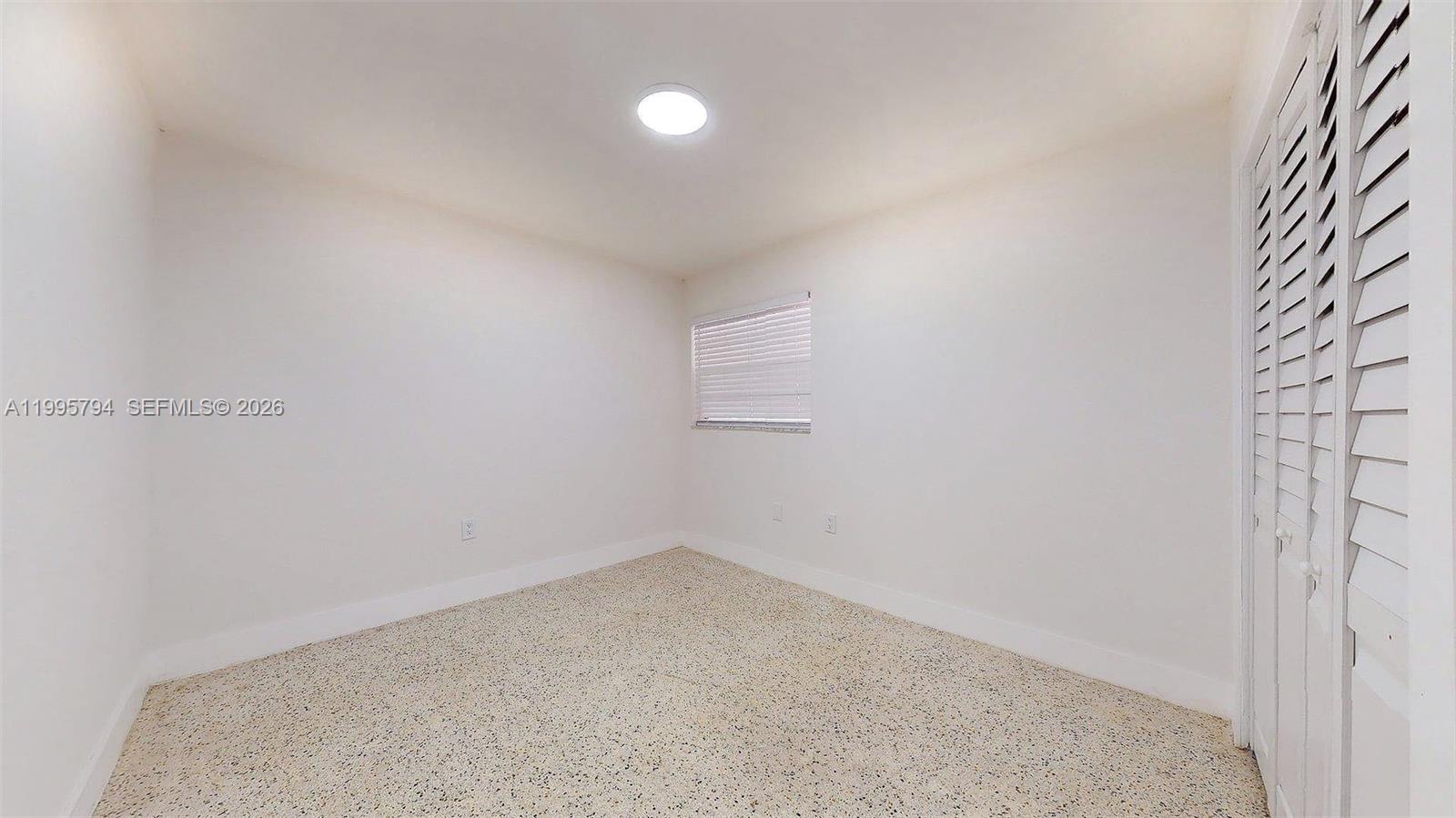 RIVERSIDE FARMS - Residential Lease