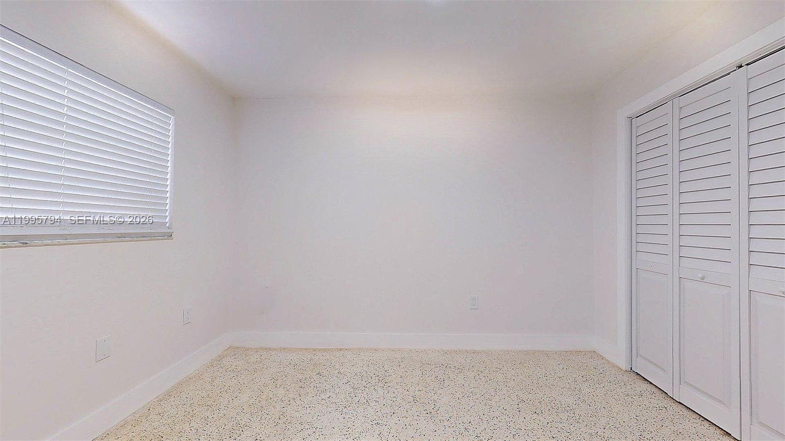 RIVERSIDE FARMS - Residential Lease